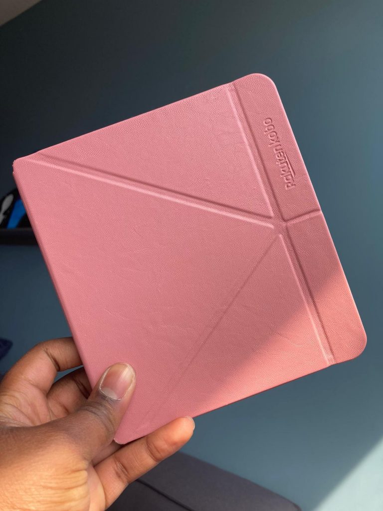 a picture of my pink kobo e-reader