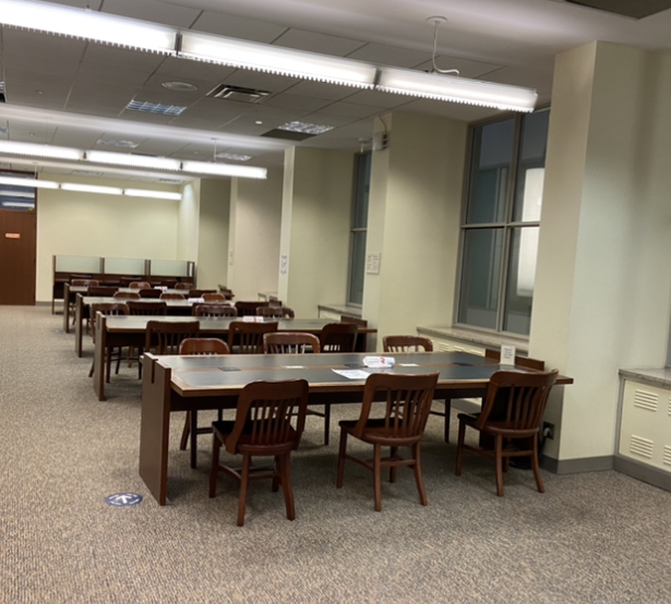 A picture showing a common study space at the library
